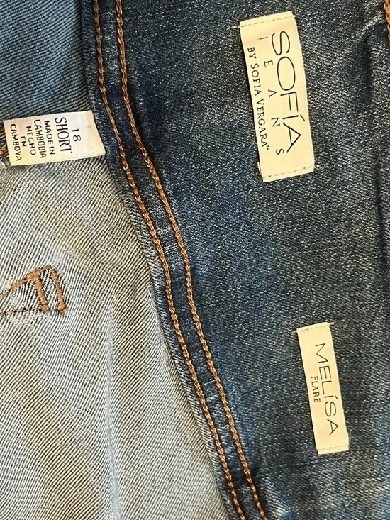 sofia by sofia vergara Light Blue Wide-Leg Jeans - Picture 3 of 3